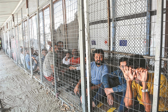 Αναζητώντας τους «εξαφανισμένους» στη Μόρια