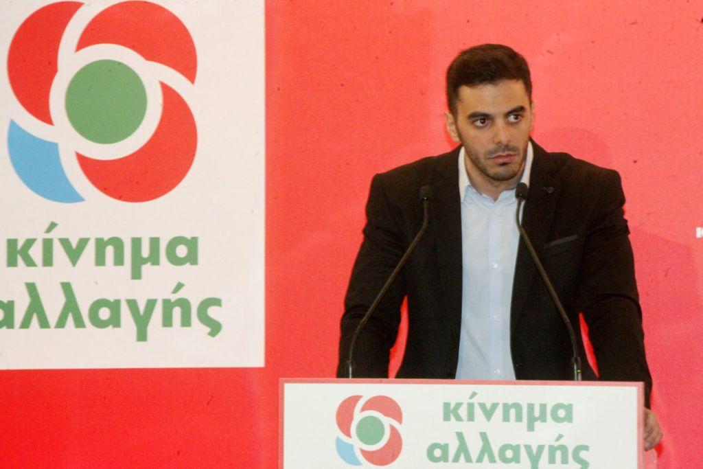 Χριστοδουλάκης : Ο Καμμένος βαράει τα νταούλια και ο Τσίπρας χορεύει