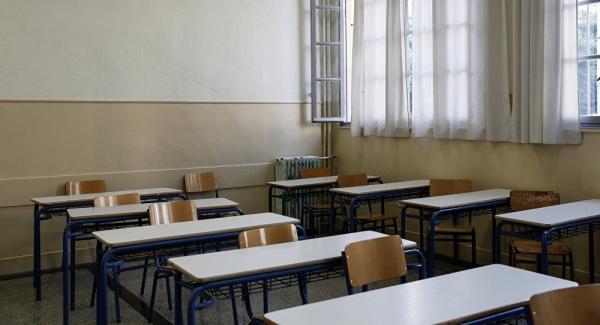 Συναγερμός στη Θεσσαλονίκη – Τηλεφώνημα για βόμβα σε σχολείο