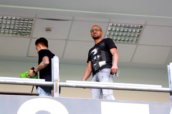 Ο Τζιμπούρ πάει για πρόεδρος στην Κόρινθο