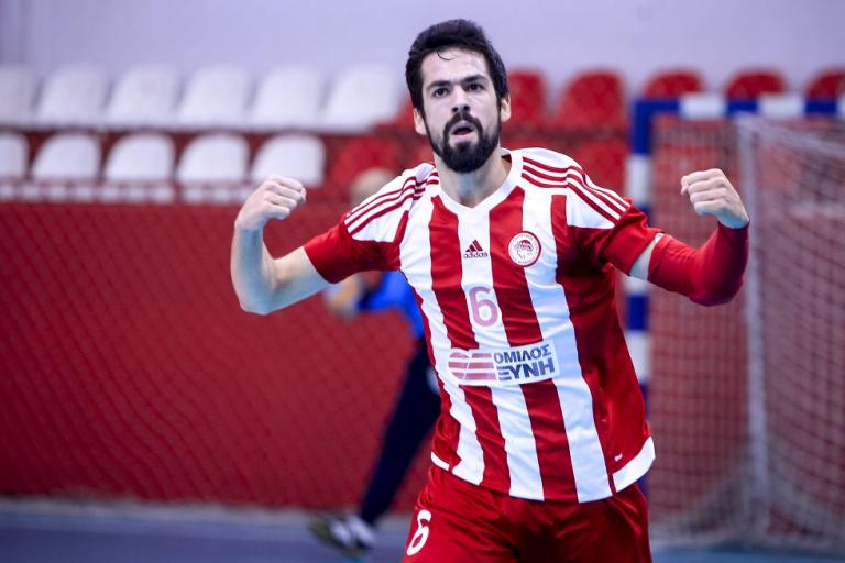 Χάντμπολ: Μυθική πρόκριση του Ολυμπιακού (27-22)