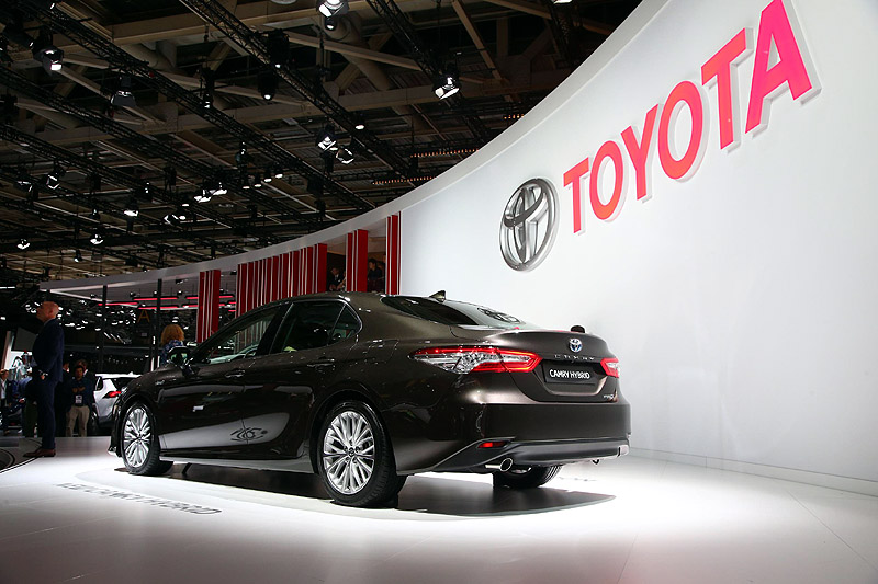 Toyota Camry Hybrid 2019: H ευρωπαϊκή επαναφορά ενός best-seller
