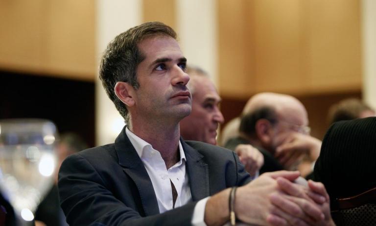 Ο Κώστας Μπακογιάννης ανακοινώνει την υποψηφιότητά του