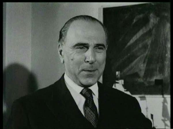 Ποιος ηθοποιός κατέχει το ρεκόρ συμμετοχών σε ελληνικές ταινίες