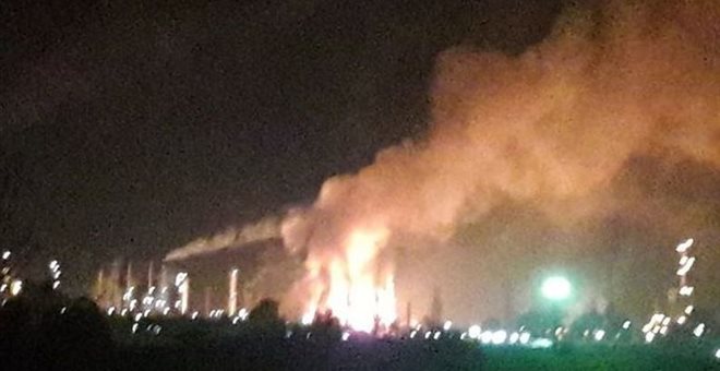 Μεγάλη έκρηξη σε διυλιστήριο πετρελαίου στη Βοσνία