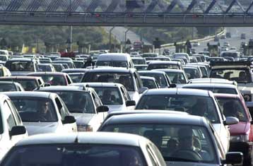 ΑΑΔΕ : Δε θα μπαίνουν σε αναγκαστική ακινησία τα ανασφάλιστα οχήματα