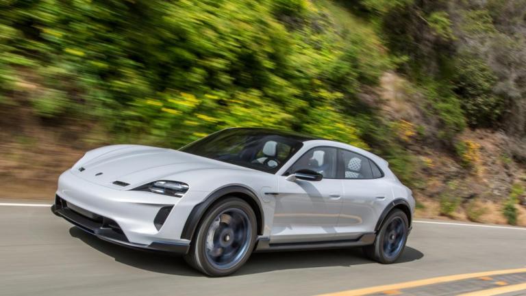 «Πράσινο φως» για την παραγωγή της Porsche Mission E Cross Turismo