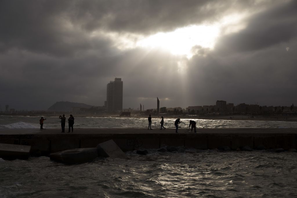 Η καταιγίδα «Λέσλι» σάρωσε την Πορτογαλία [Εικόνες]