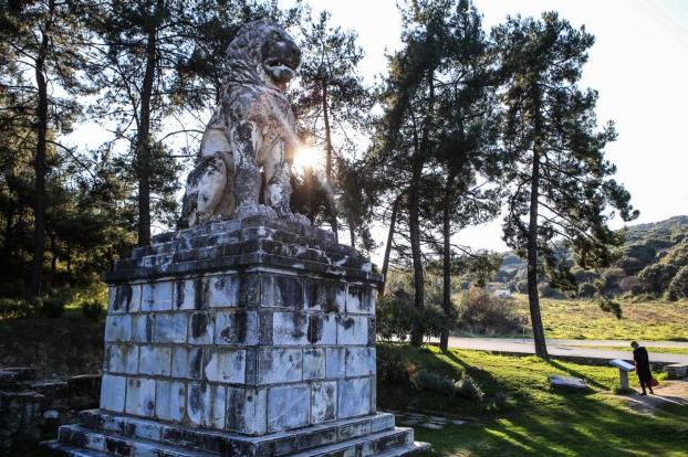 Στα άδυτα του ταφικού μνημείου της Αμφίπολης