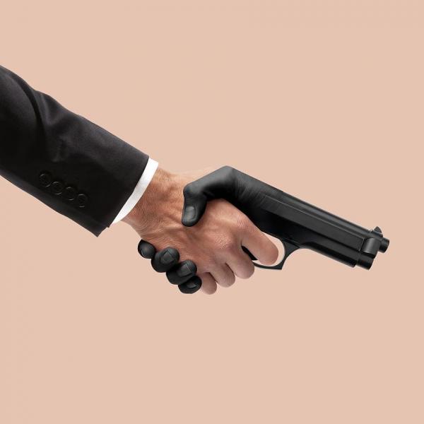 Ένας καλλιτέχνης δημιουργεί  προβοκατόρικες εικόνες, που όλοι έχουμε σκεφτεί