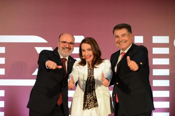 Δικτυώσου σαν επαγγελματίας για επιχειρήσεις και επαγγελματίες