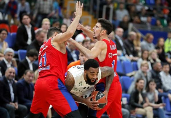 Euroleague: Με το ζόρι η ΤΣΣΚΑ το 3 στα 3, σεφτέ η Μπάρτσα