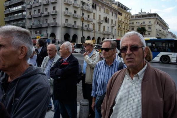 ΕΦΚΑ : Οδηγίες για την απασχόληση των συνταξιούχων