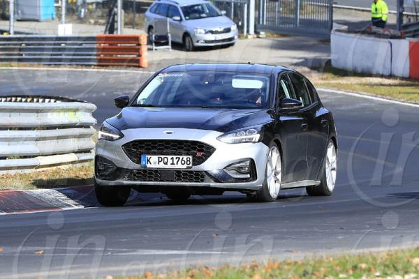 Ford Focus ST:  Σπορ αυτοματισμοί