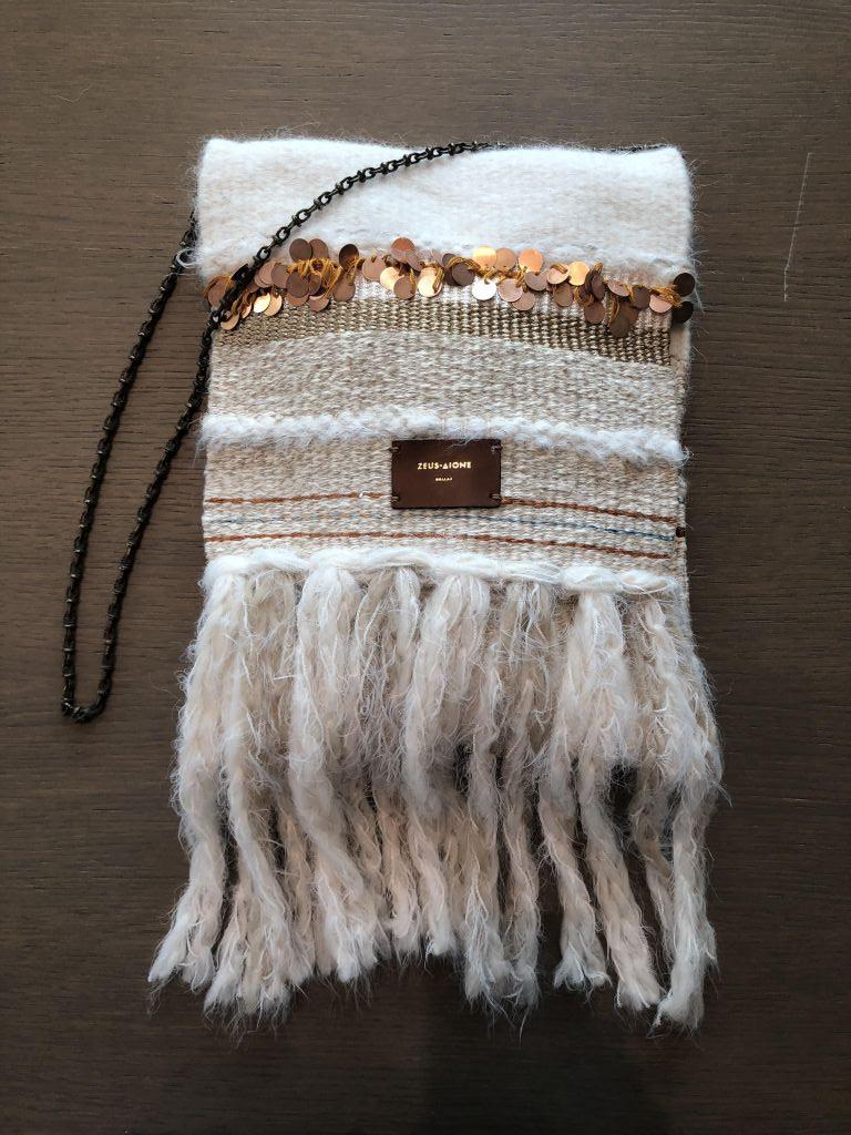 Το trendy «ταγάρι» της Zeus & Dione…