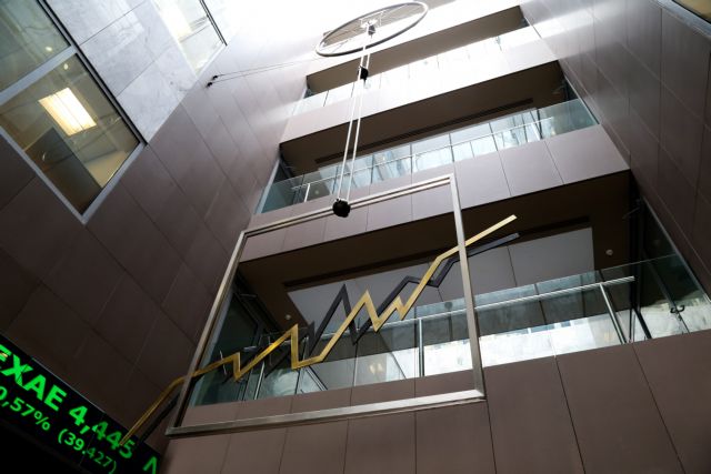 Σε κρίσιμο σταυροδρόμι οι αγορές – Κέρδη σε Αθήνα και Ευρώπη