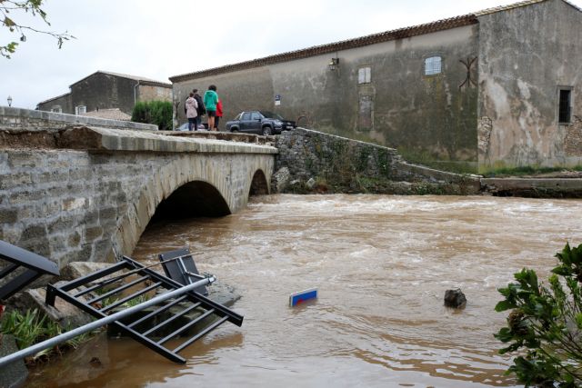 Εικόνες καταστροφής στη νότια Γαλλία από τις πλημμύρες