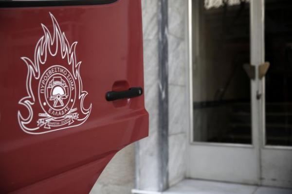 Πυρκαγιά σε κτίριο στο Μεταξουργείο