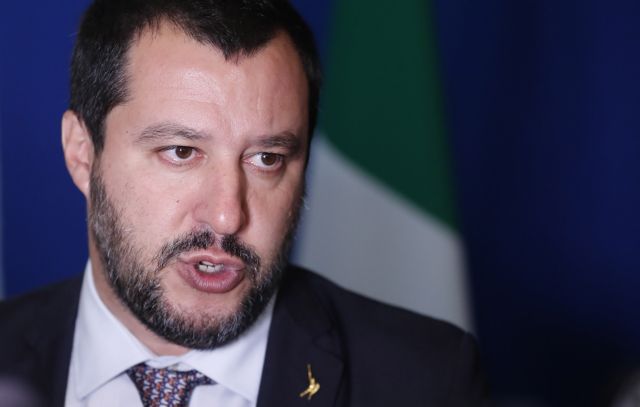 Σαλβίνι: «Όχι» στην ανανέωση των οικονομικών κυρώσεων κατά της Ρωσίας