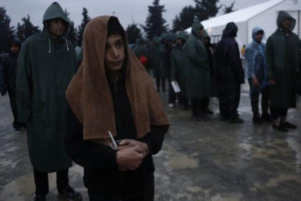 Ερευνα για το «πάρτι» με τη σίτιση των προσφύγων – Στο στόχαστρο εταιρείες κέτερινγκ
