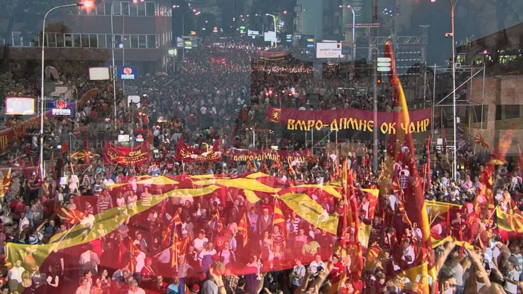 Αφού «ενστερνίστηκε» τις απόψεις του VMRO τώρα ο Καμμένος προσπαθεί να αποστασιοποιηθεί
