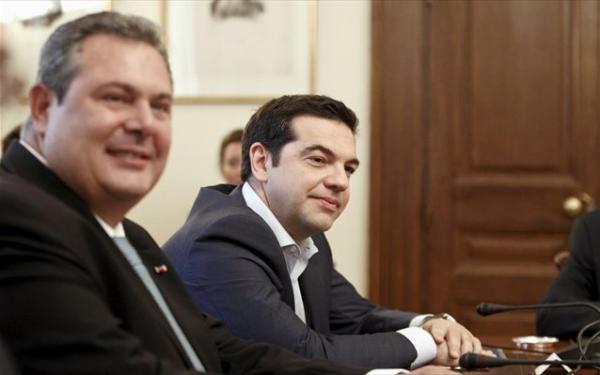 FT: Ο πόλεμος ΣΥΡΙΖΑ – ΑΝΕΛ για το «Μακεδονικό» απειλεί την κυβέρνηση