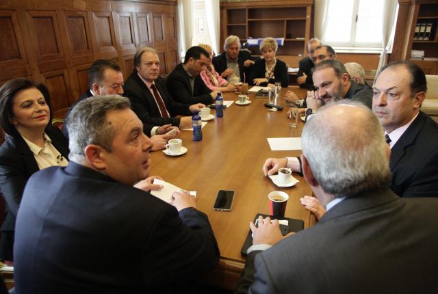 Ο Καμμένος μετρά τους «αποστάτες» για το Μακεδονικό