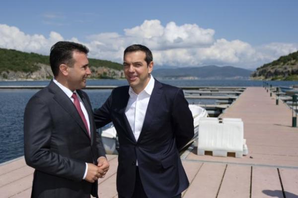 Τηλεφωνική επικοινωνία Τσίπρα – Ζάεφ μετά την παραίτηση Κοτζιά