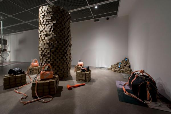 «Σουσάμι, άνοιξε» από την Περέ στην Μπιενάλε της Κωνσταντινούπολης