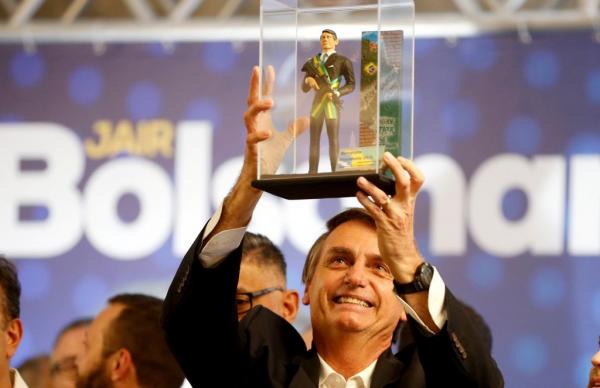 Ζαΐχ Μπολσονάρου: Ο «Βραζιλιάνος Τραμπ» φαβορί για τις εκλογές