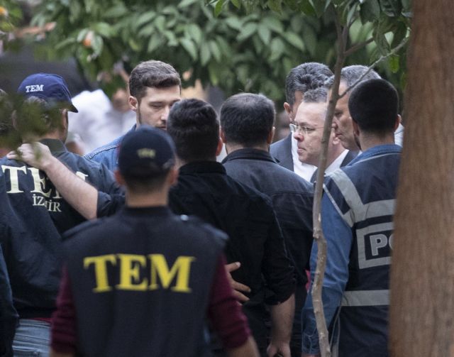 Τα πρώτα πλάνα του Μπράνσον μετά την απελευθέρωσή του