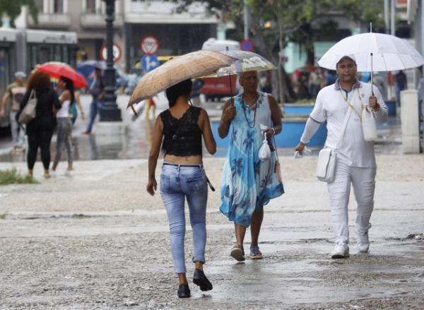 Ο κυκλώνας Μάικλ απειλεί Κούβα και ΗΠΑ