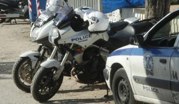 Δύο προσαγωγές για παρακολούθηση οικονομικού παράγοντα