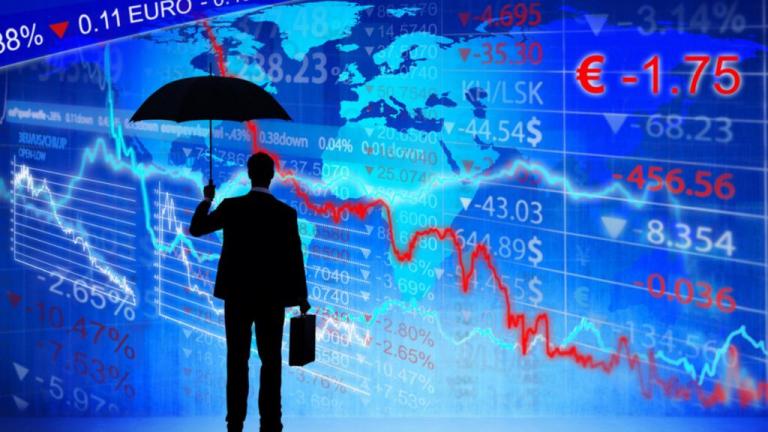 Το τραπεζικό κραχ γκρεμίζει το αφήγημα της καθαρής εξόδου από τα μνημόνια