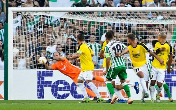 Ντουντελάνζ: Μία σταχτοπούτα στο δρόμο του Ολυμπιακού