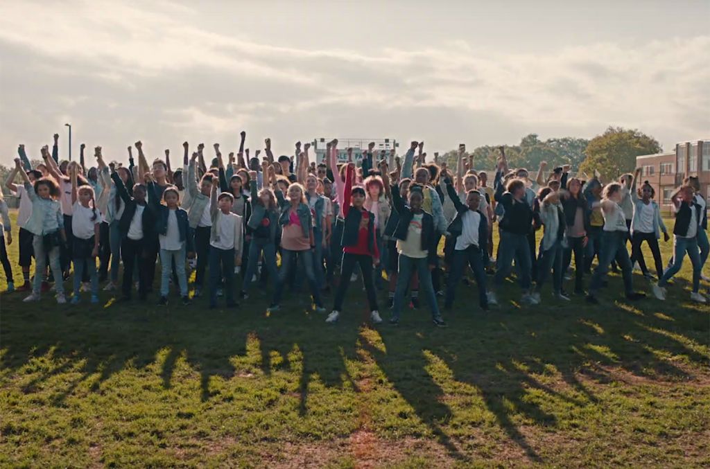 Η μόδα ενάντια στην οπλοκατοχή