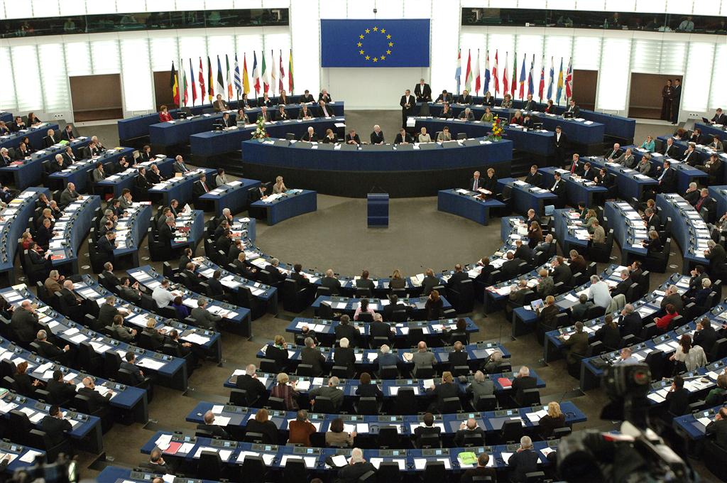 Μπλόκο στις νεοφασιστικές ομάδες θέλει να βάλει το Ευρωκοινοβούλιο
