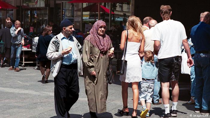 Η συντηρητική στροφή των μεταναστών στη Γερμανία