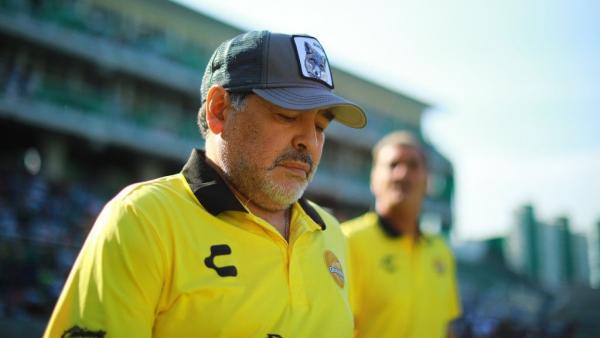 Μαραντόνα: «Tους προδότες τους φτύνω κατάμουτρα»