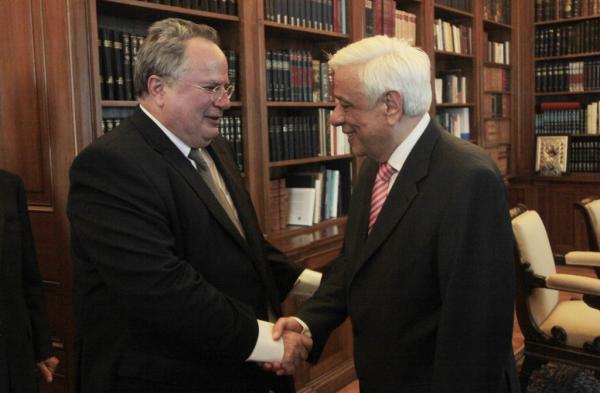 Ξαφνική συνάντηση Κοτζιά – Παυλόπουλου