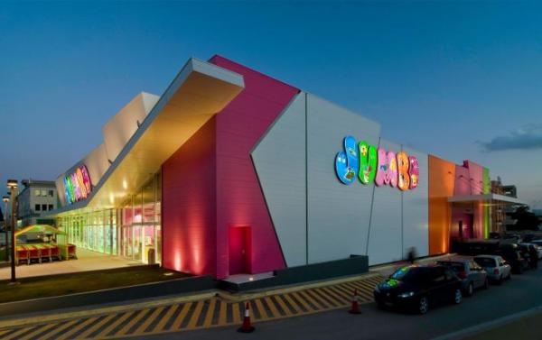 Ποιος είναι ο «παιχνιδάς» που πουλούσε ακίνητα σε Κινέζους σπάζοντας τα capital controls