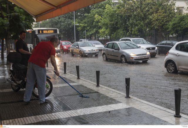 Βροχές και καταιγίδες σε Ιόνιο, Ήπειρο και Πελοπόννησο