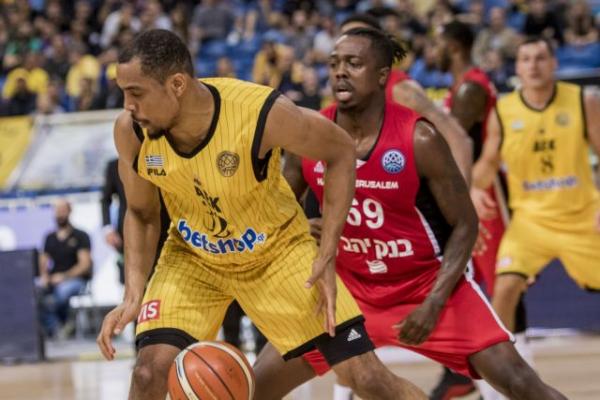 Πρεμιέρα με ήττα για την ΑΕΚ