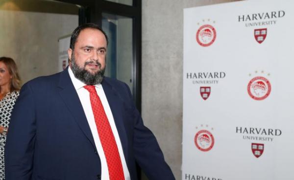 Η τρίτη αγγλική συγγνώμη σε Μαρινάκη