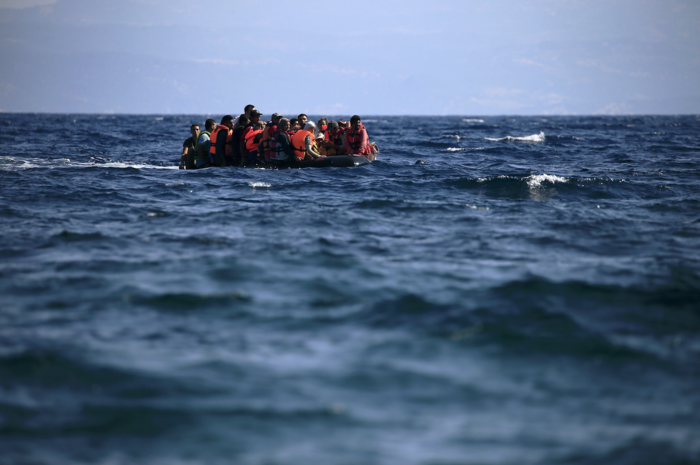 Δύο πρόσφυγες νεκροί από τη βύθιση πλοίου ανοιχτά της Τουρκίας