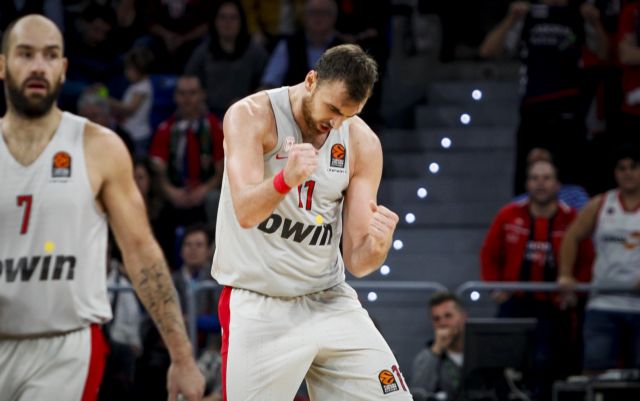 Μιλουτίνοφ: MVP της 2ης αγωνιστικής μαζί με τον Ράντολφ