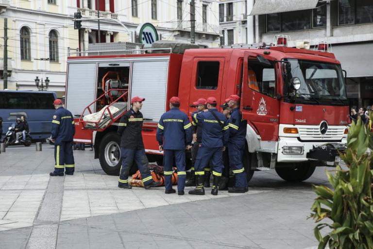 Αίσιο τέλος για τον άνδρα που απειλούσε να αυτοκτονήσει στο Μοναστηράκι