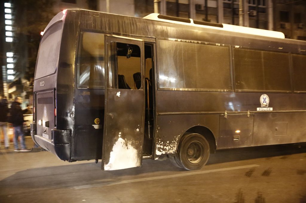 ΕΔΕ για την επίθεση στο Α.Τ Ομόνοιας – Τα αναπάντητα ερωτήματα για τη στάση των αστυνομικών