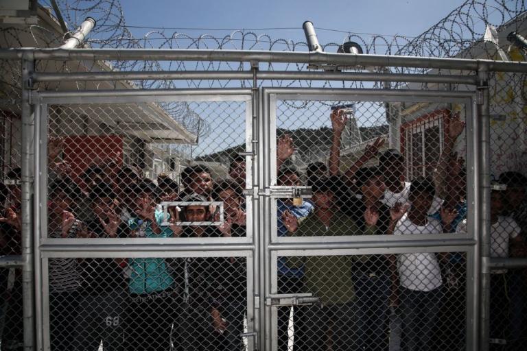 Νέα ερώτηση από τη ΝΔ για τη διαχείριση των προσφυγικών κονδυλίων