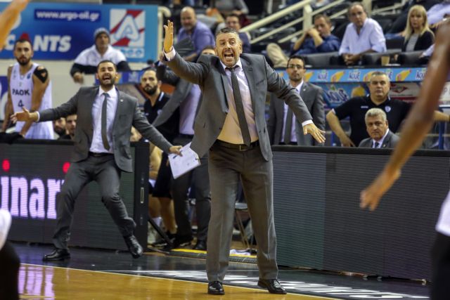 Επισφαλής η θέση του Παπαθεοδώρου στον ΠΑΟΚ